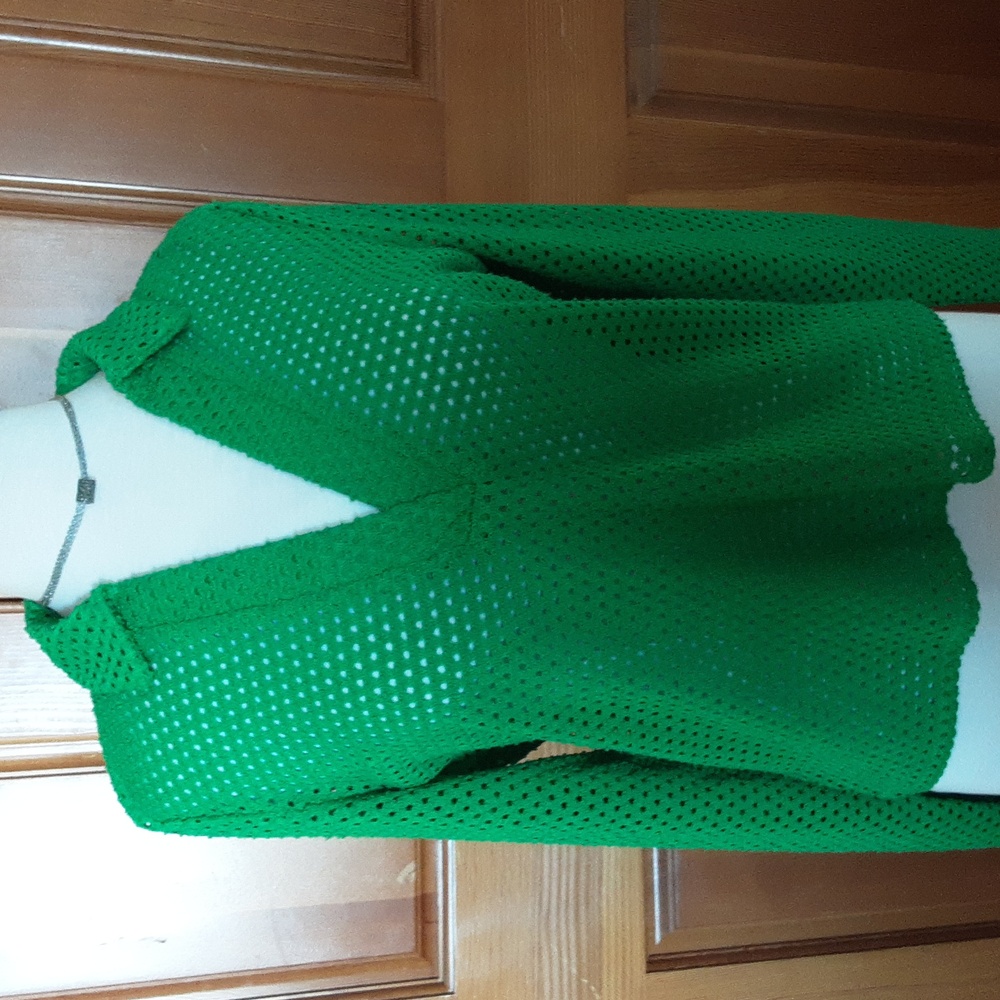 H&M lightweight pullover sweater